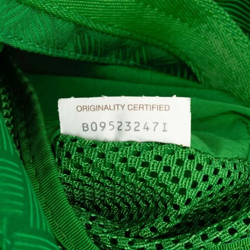 BOTTEGA VENETA Green Intrecciato Hobo Bag